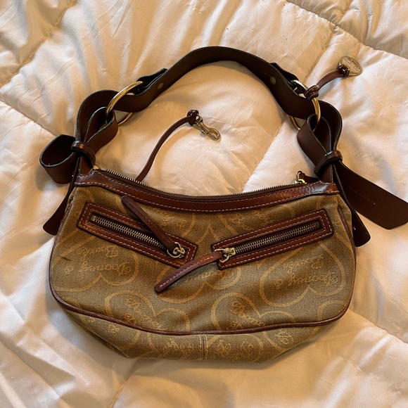 Vintage Dooney & Bourke  Hearts Baguette Shoulder Bag - Picture 2 of 13